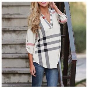 Plaid V Neck Top Women's XL 3/4 Sleeve Lightweight